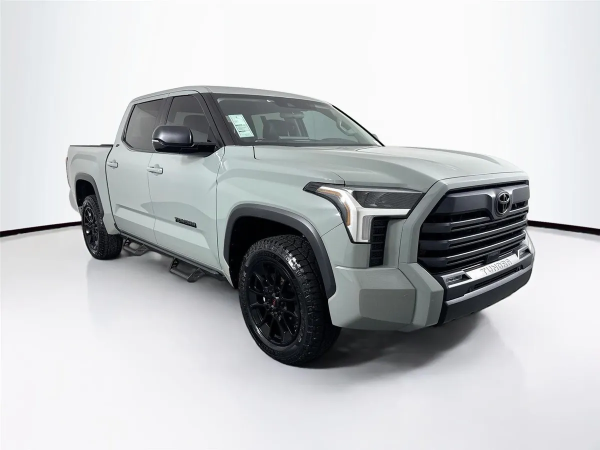 2024 Toyota Tundra SR5 thumbnail 10