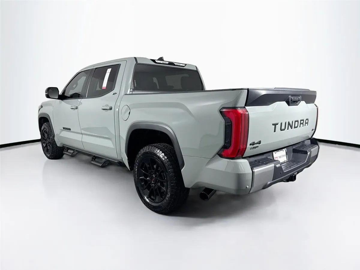 2024 Toyota Tundra SR5 thumbnail 13