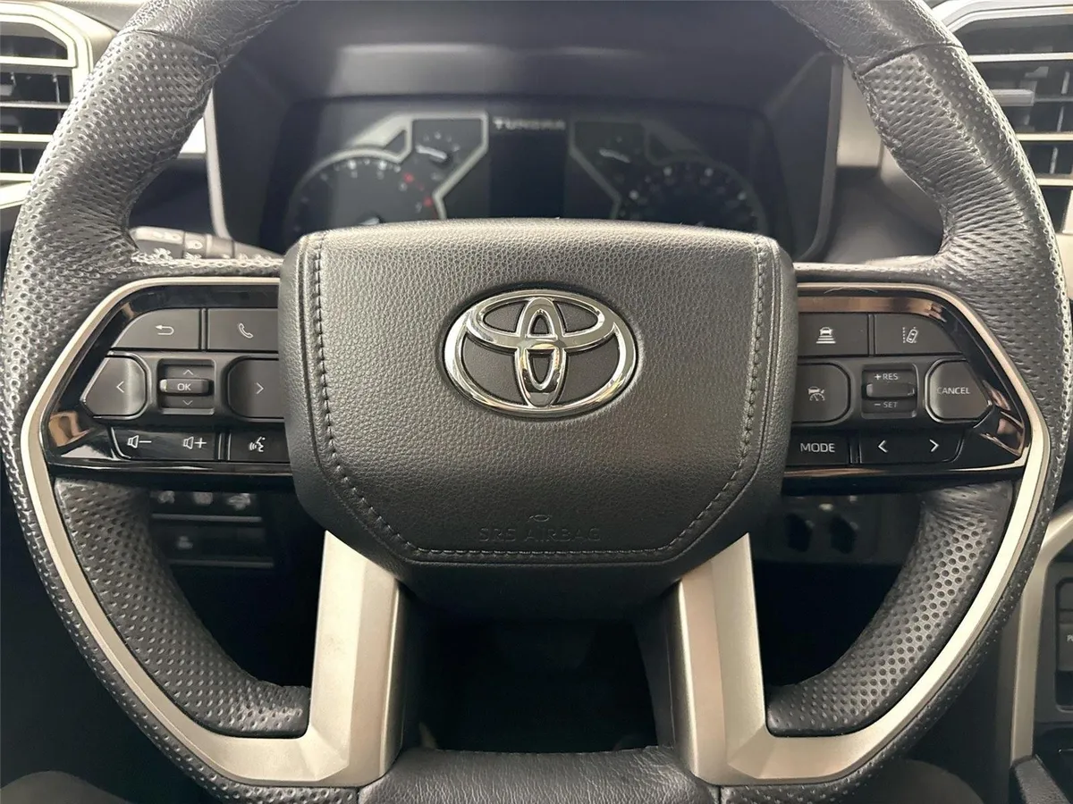 2024 Toyota Tundra SR5 thumbnail 17