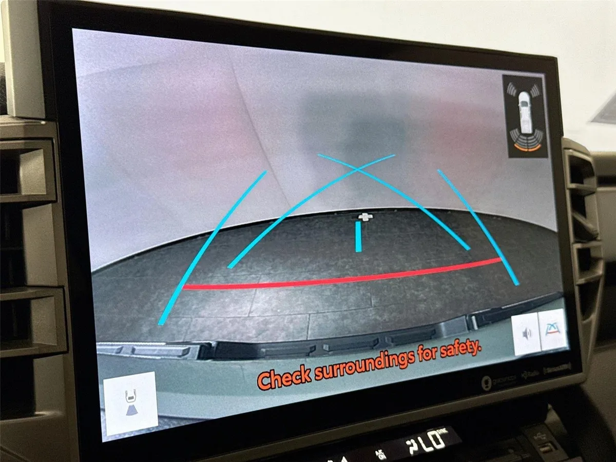 2024 Toyota Tundra SR5 thumbnail 23