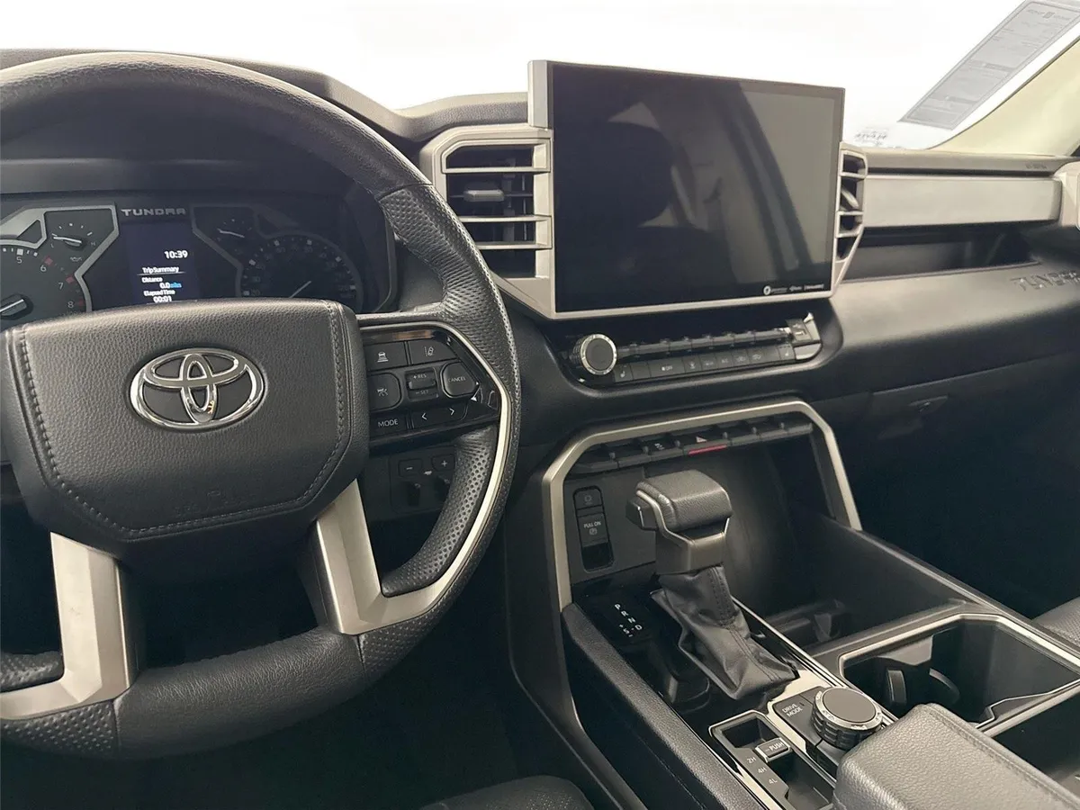 2024 Toyota Tundra SR5 thumbnail 30