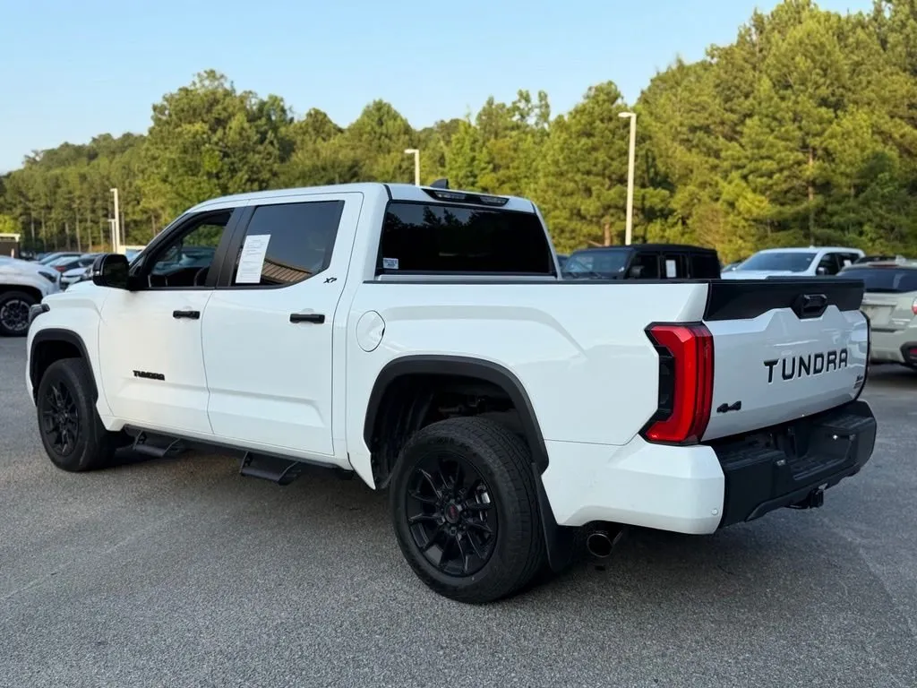 2024 Toyota Tundra SR5 thumbnail 3
