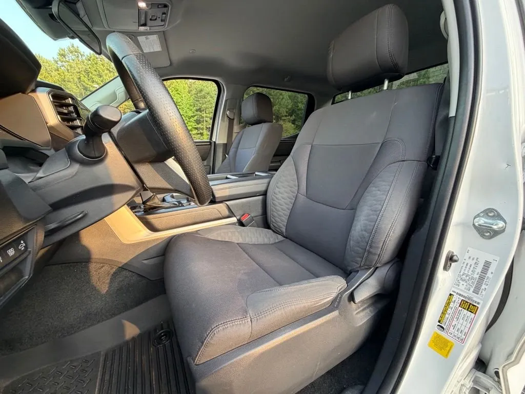 2024 Toyota Tundra SR5 thumbnail 6