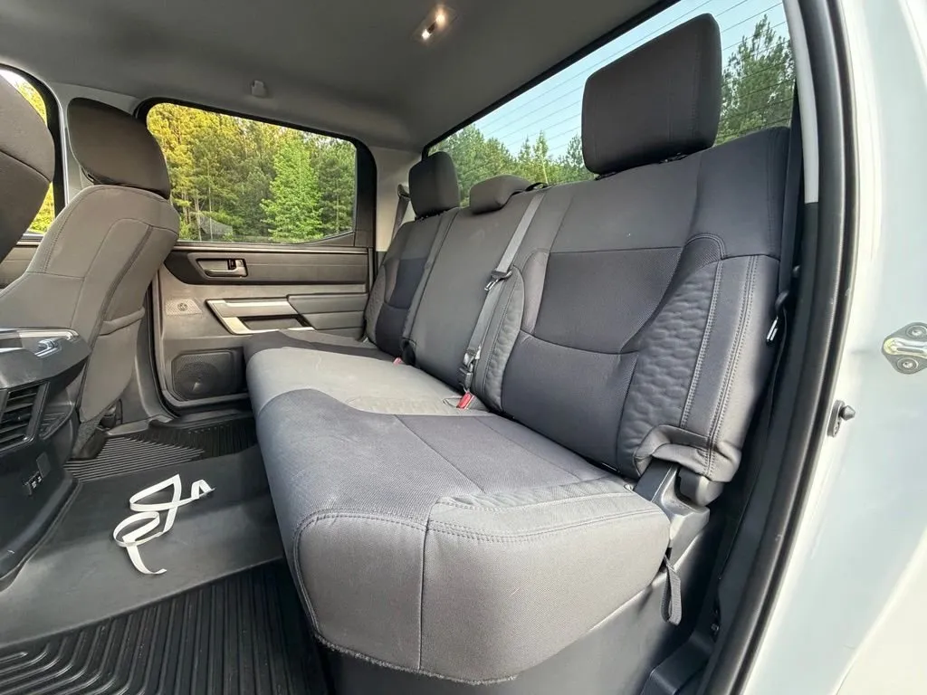 2024 Toyota Tundra SR5 thumbnail 7