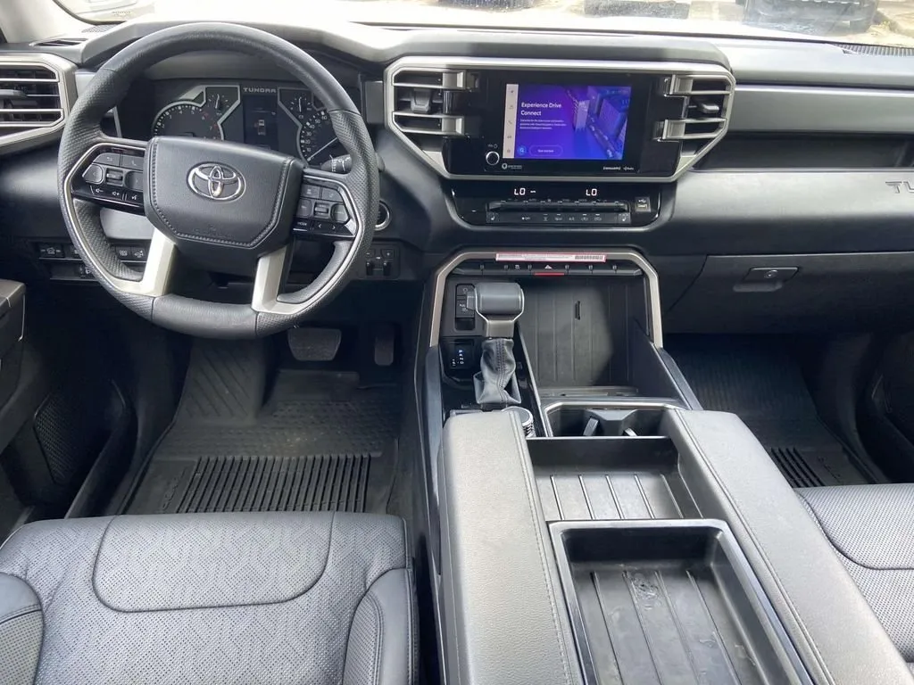 2024 Toyota Tundra SR5 thumbnail 11