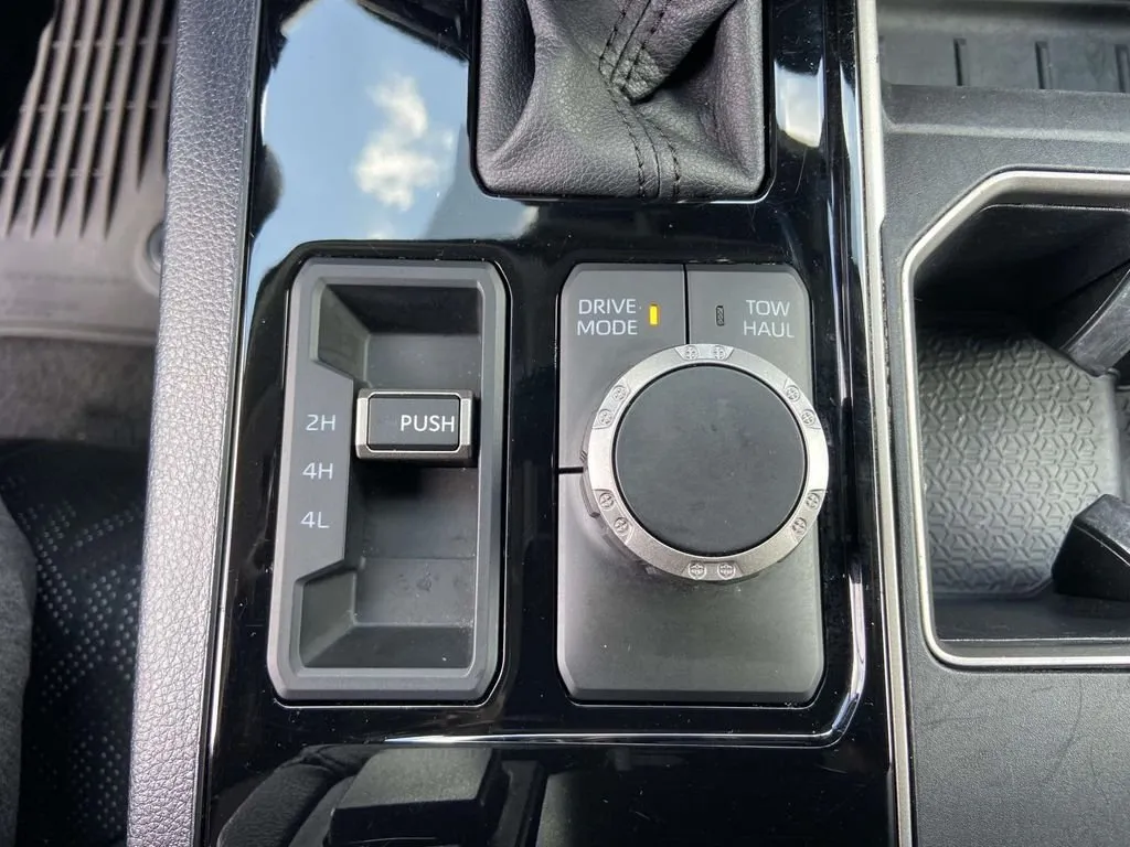2024 Toyota Tundra SR5 thumbnail 26
