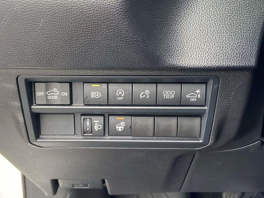 2024 Toyota Tundra SR5 thumbnail 30