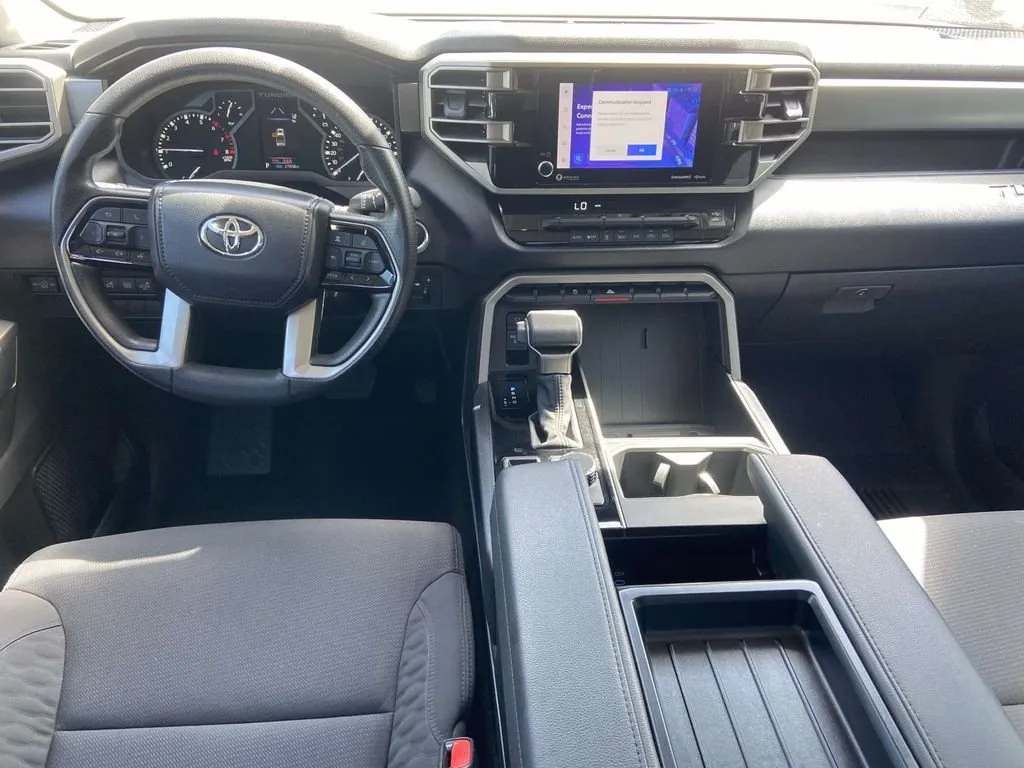 2024 Toyota Tundra SR5 thumbnail 11