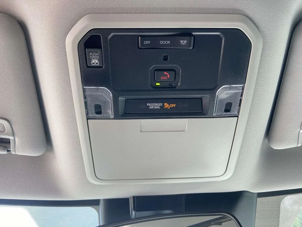 2024 Toyota Tundra SR5 thumbnail 20