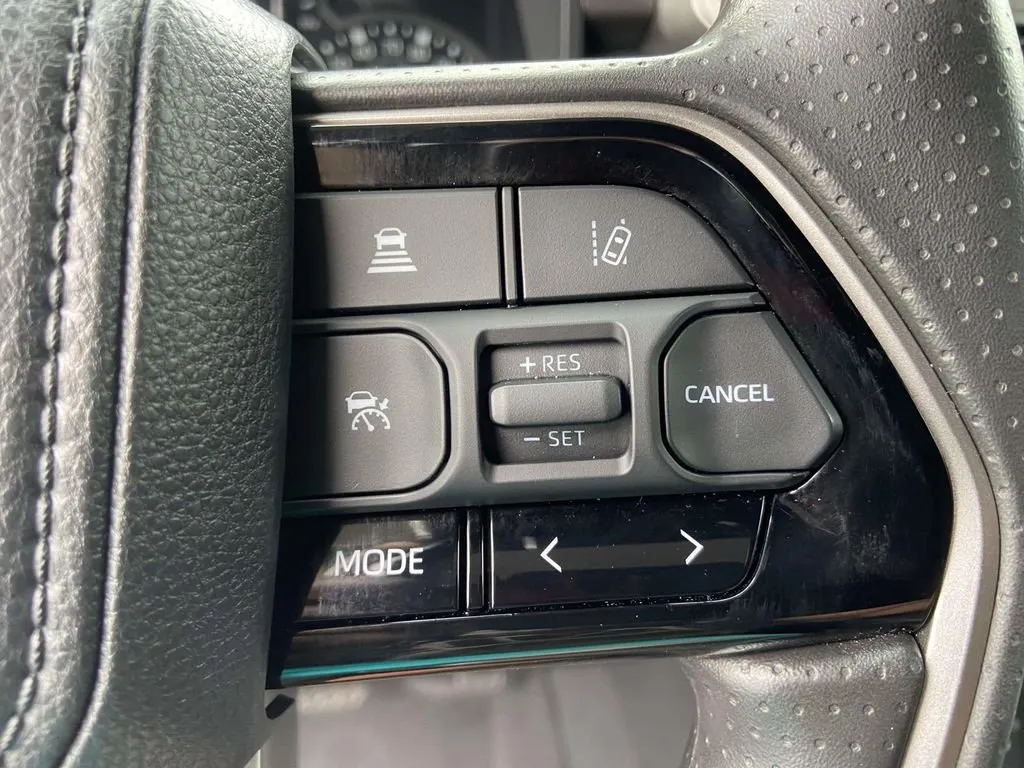 2024 Toyota Tundra SR5 thumbnail 33