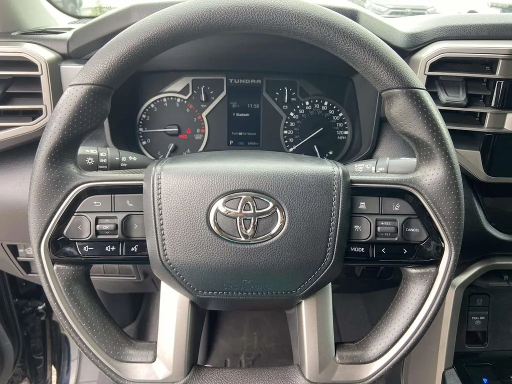 2024 Toyota Tundra SR5 thumbnail 34