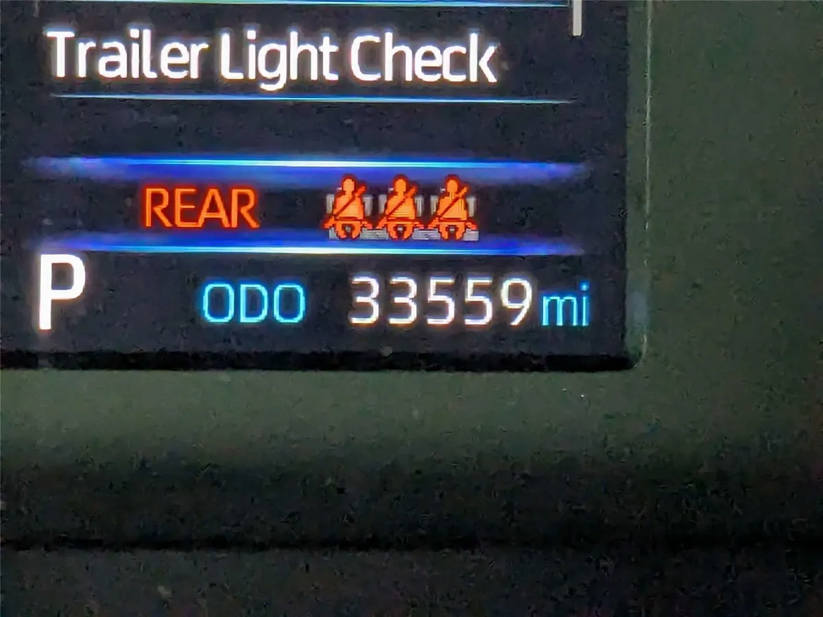 2024 Toyota Tundra SR5 thumbnail 19