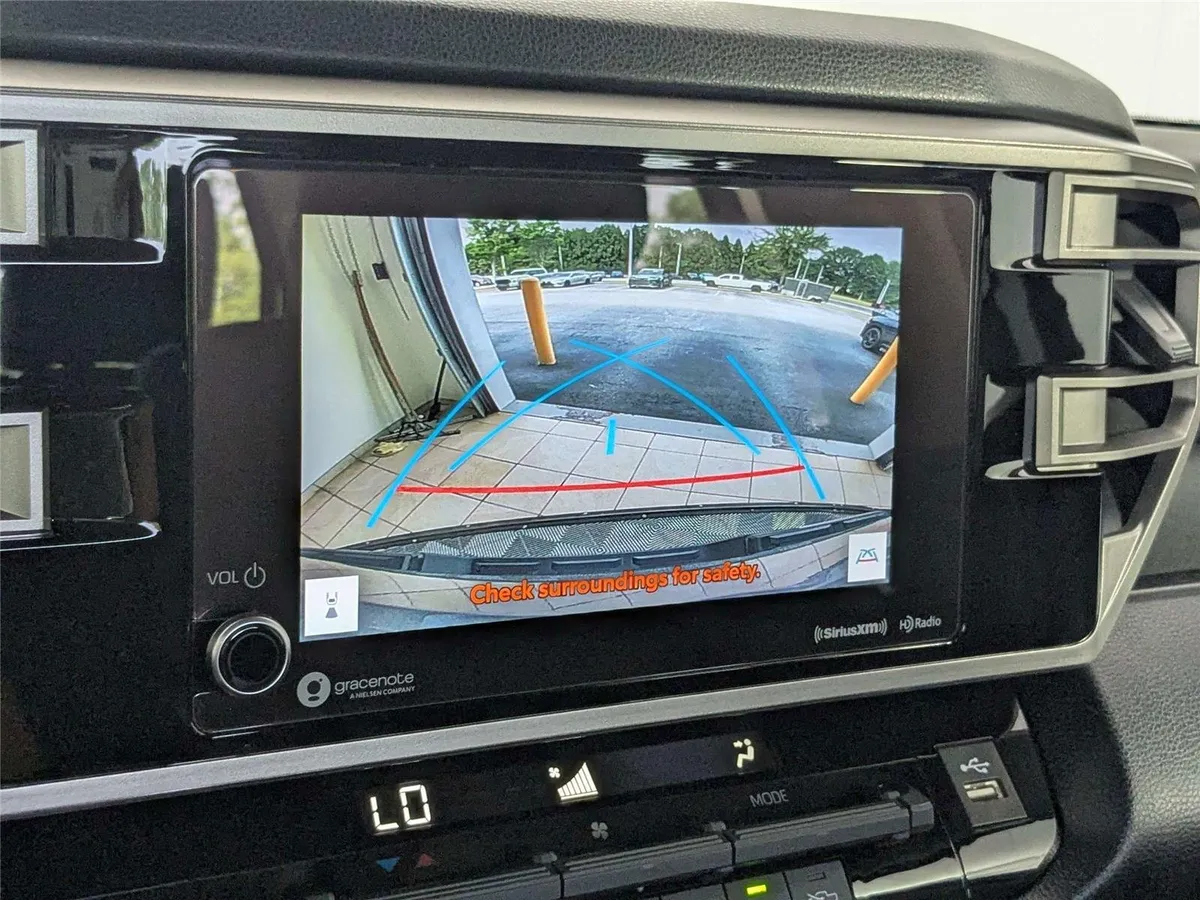 2024 Toyota Tundra SR5 thumbnail 21