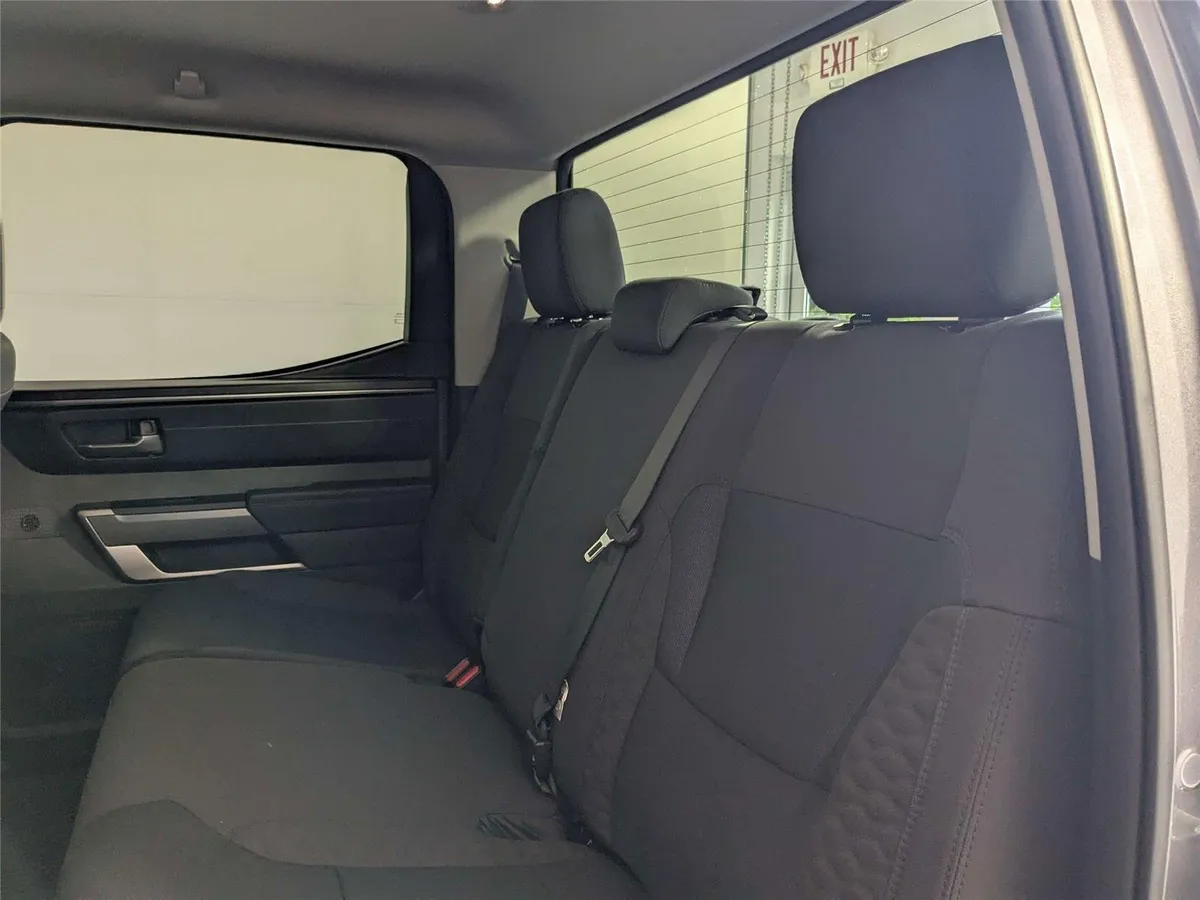 2024 Toyota Tundra SR5 thumbnail 34