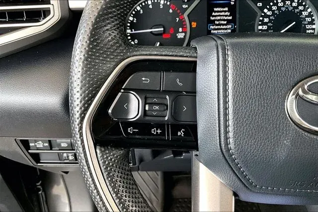 2024 Toyota Tundra SR5 thumbnail 10