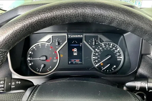 2024 Toyota Tundra SR5 thumbnail 12