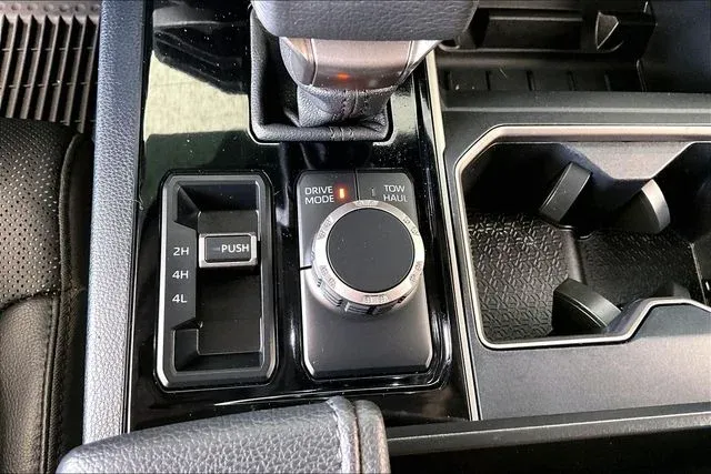 2024 Toyota Tundra SR5 thumbnail 24