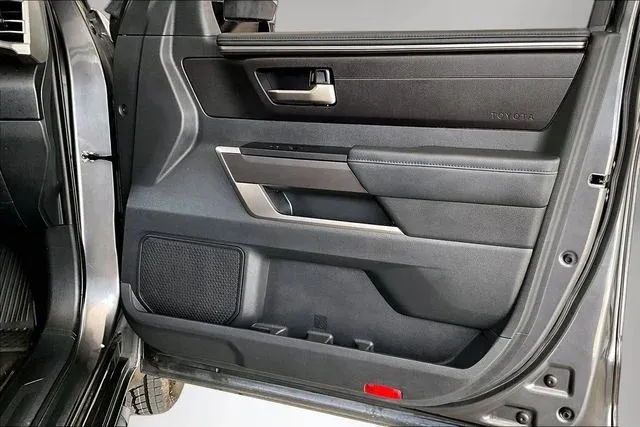 2024 Toyota Tundra SR5 thumbnail 25