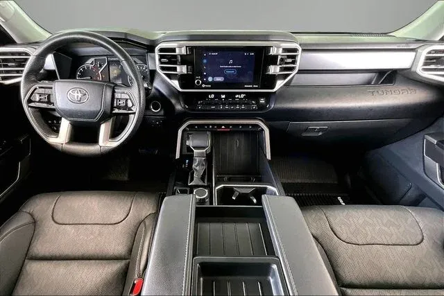 2024 Toyota Tundra SR5 thumbnail 7