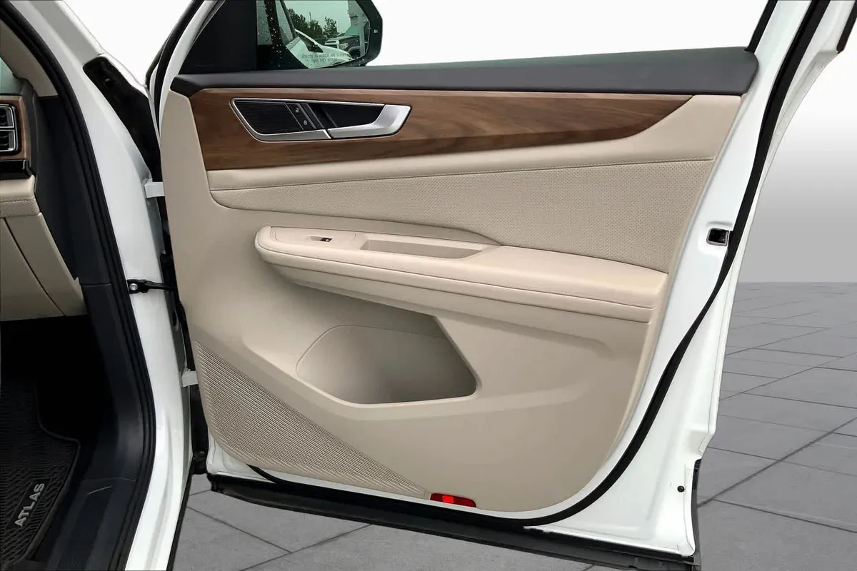 2024 Volkswagen Atlas 2.0T SE thumbnail 22
