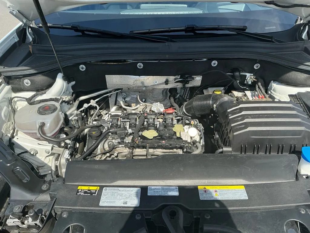 2024 Volkswagen Atlas 2.0T SEL thumbnail 25