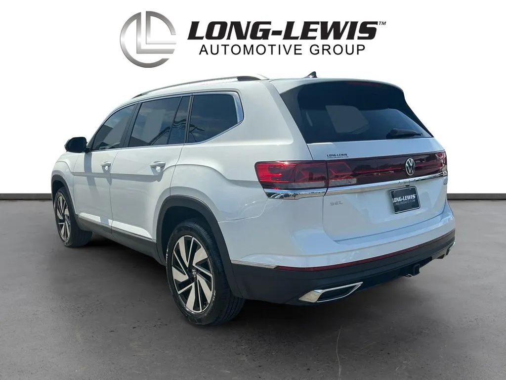 2024 Volkswagen Atlas 2.0T SEL thumbnail 4