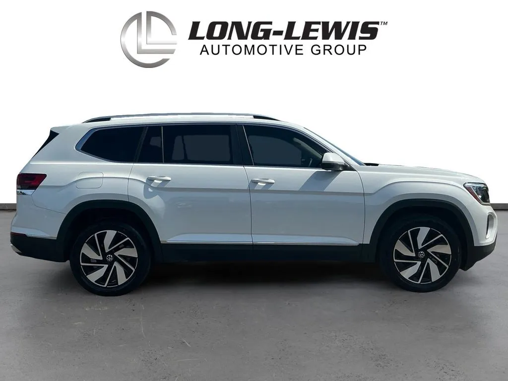 2024 Volkswagen Atlas 2.0T SEL thumbnail 8