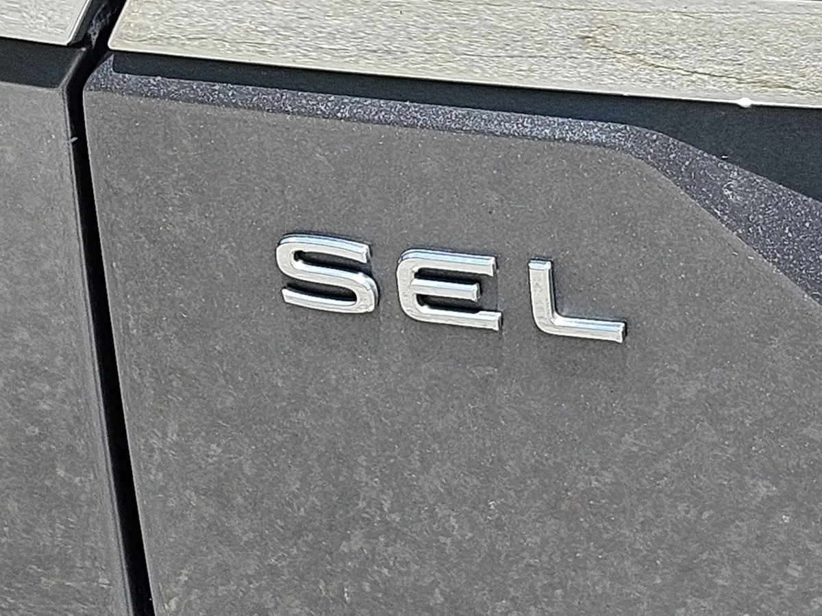 2024 Volkswagen Atlas 2.0T SEL thumbnail 31
