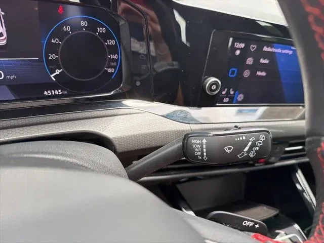 2024 Volkswagen Golf GTI 2.0T S thumbnail 35