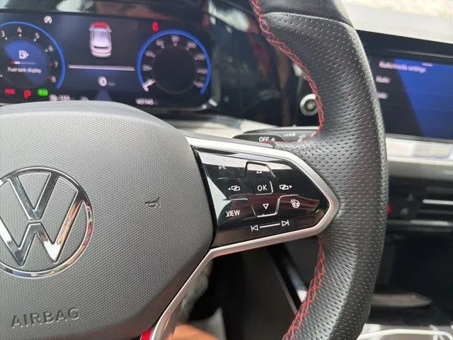 2024 Volkswagen Golf GTI 2.0T S thumbnail 37