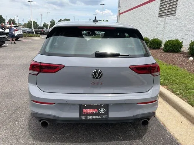 2024 Volkswagen Golf GTI 2.0T S thumbnail 8