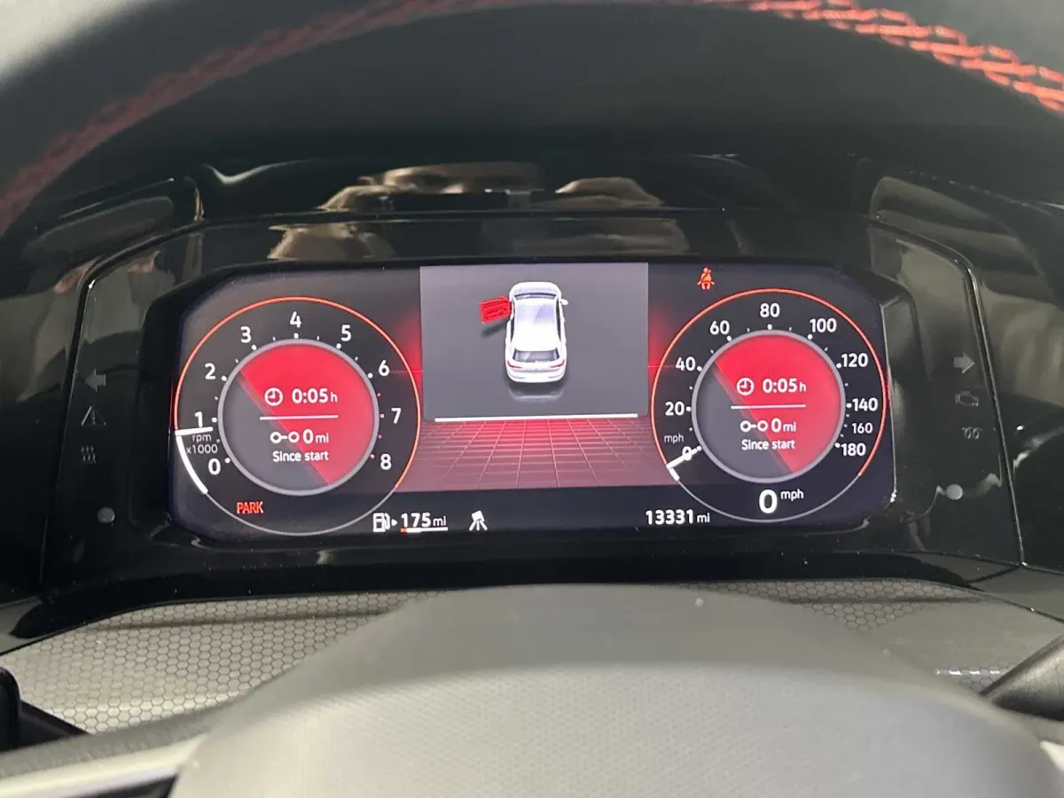2024 Volkswagen Golf GTI 380 S thumbnail 35
