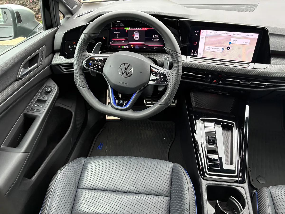 2024 Volkswagen Golf R 4DR DSG thumbnail 17