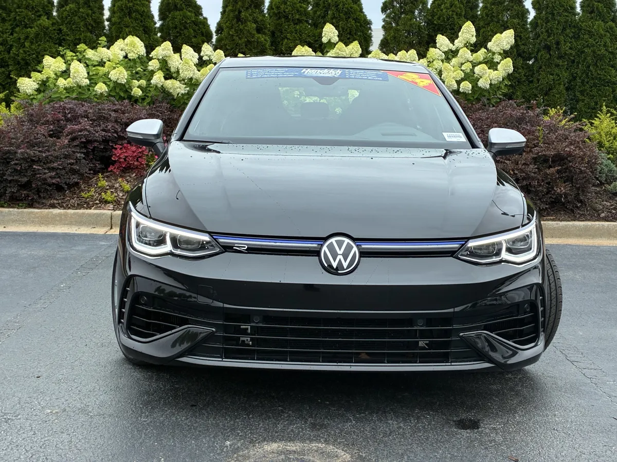 2024 Volkswagen Golf R 4DR DSG thumbnail 4