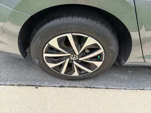 2024 Volkswagen Jetta 1.5T S thumbnail 12