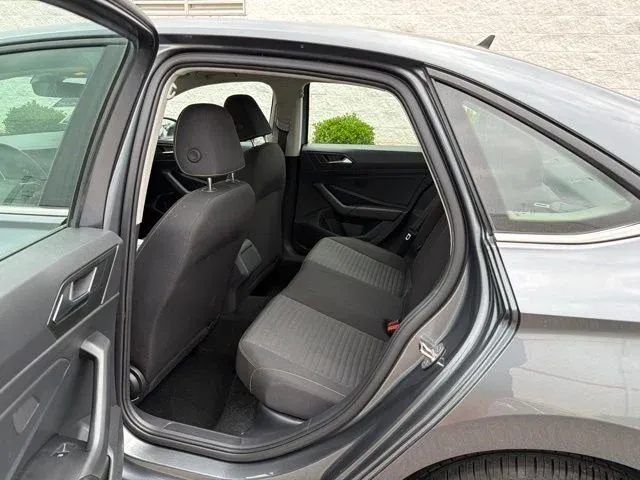 2024 Volkswagen Jetta 1.5T S thumbnail 18