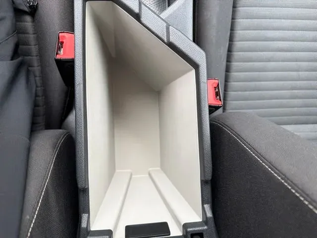 2024 Volkswagen Jetta 1.5T S thumbnail 35