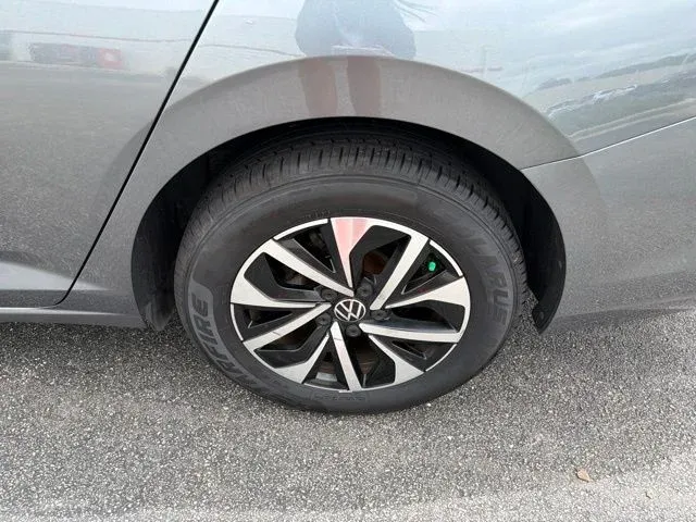 2024 Volkswagen Jetta 1.5T S thumbnail 6