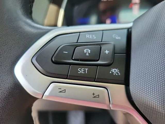 2024 Volkswagen Jetta 1.5T SE thumbnail 15