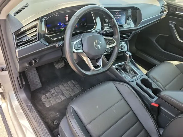 2024 Volkswagen Jetta 1.5T SE thumbnail 4