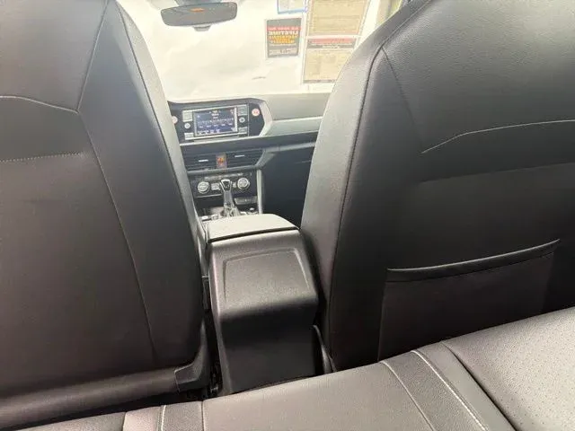 2024 Volkswagen Jetta 1.5T SE thumbnail 21
