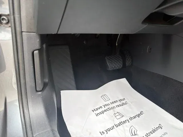 2024 Volkswagen Jetta 1.5T SE thumbnail 28