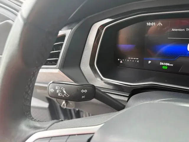 2024 Volkswagen Jetta 1.5T SE thumbnail 32
