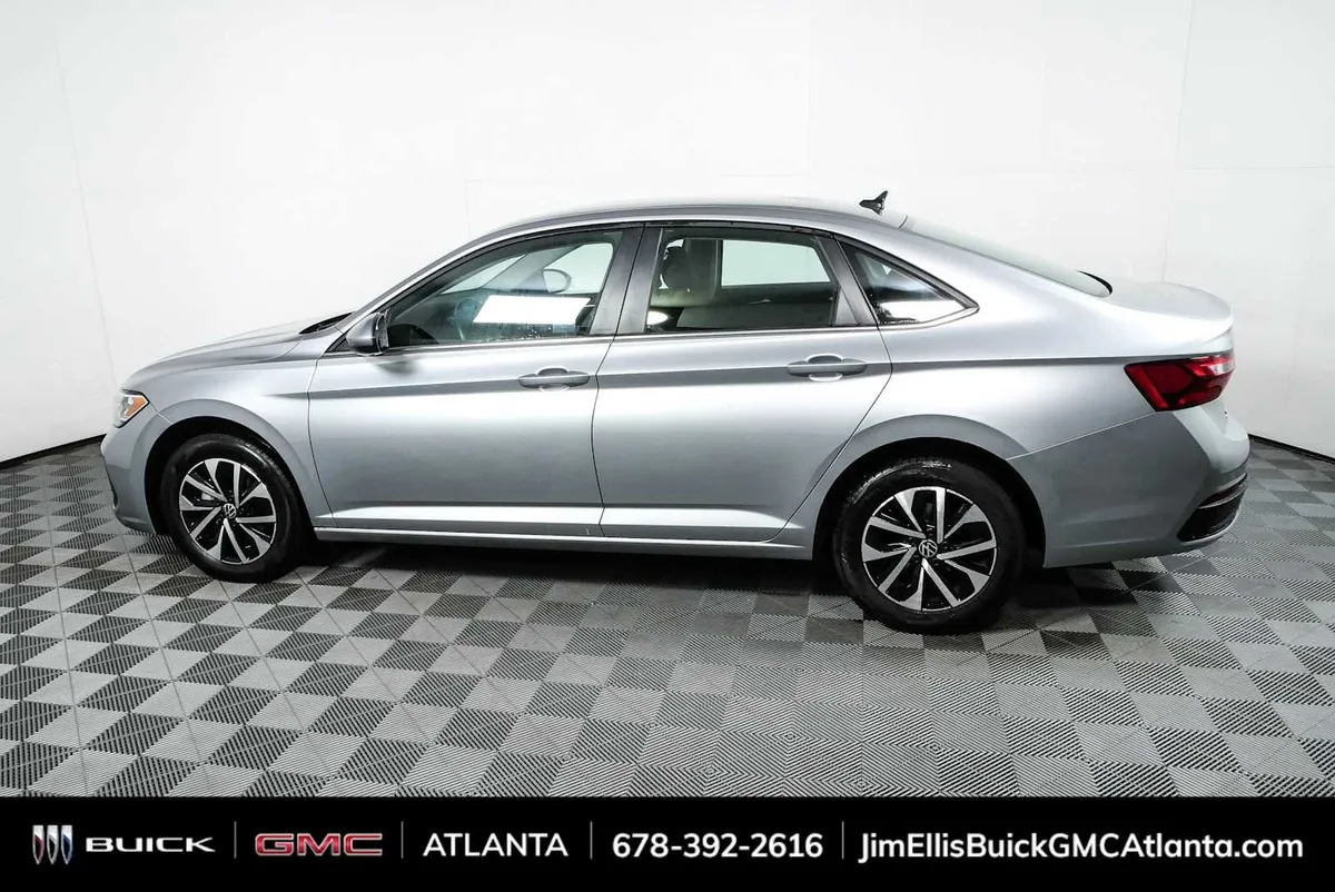 2024 Volkswagen Jetta S thumbnail 26