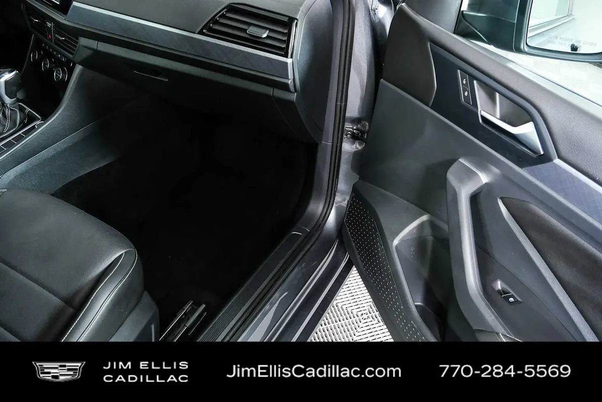 2024 Volkswagen Jetta SE thumbnail 21