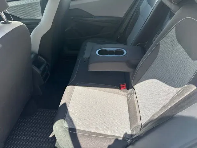 2024 Volkswagen Taos 1.5T S thumbnail 17