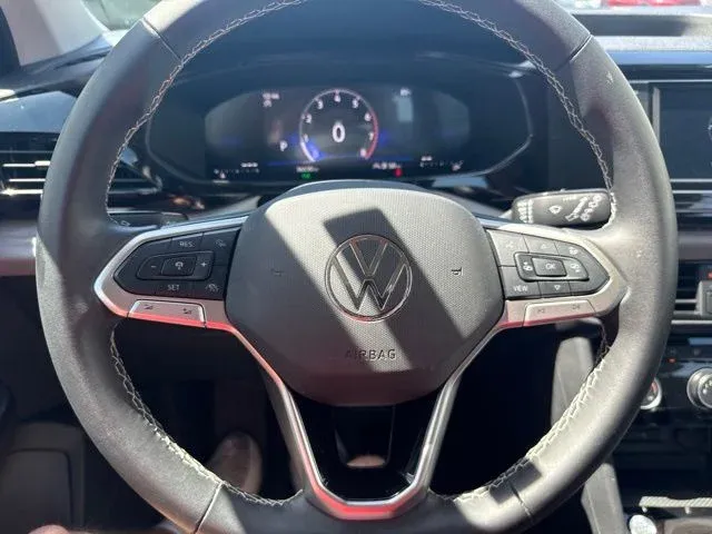 2024 Volkswagen Taos 1.5T S thumbnail 30