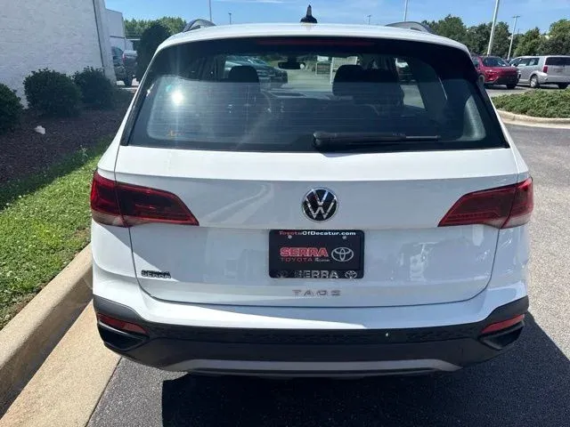 2024 Volkswagen Taos 1.5T S thumbnail 6