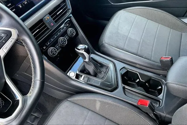 2024 Volkswagen Taos 1.5T SE thumbnail 15