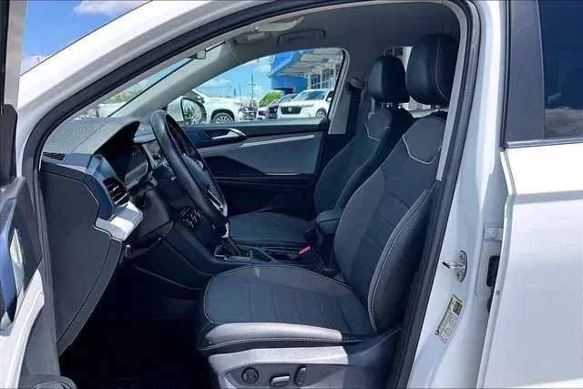 2024 Volkswagen Taos 1.5T SE thumbnail 18